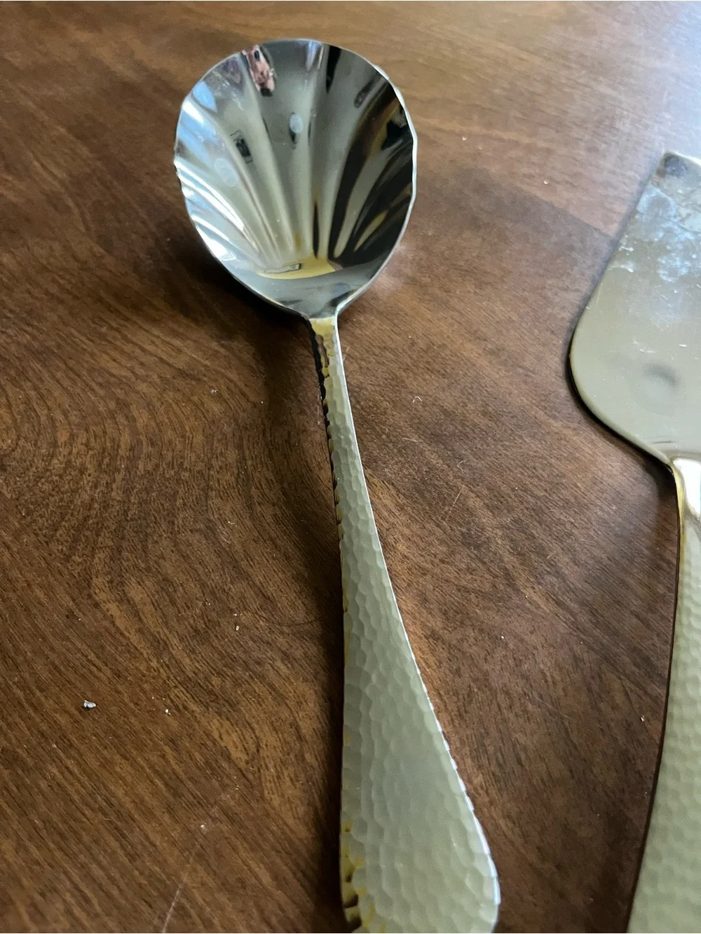 Hammered Stainless Steel Serving Spoon, Ladle & Pie Server - Silver